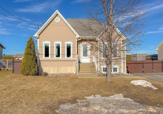 House for sale - 2490 Rue de la Commune, Drummondville, J2B 0A9