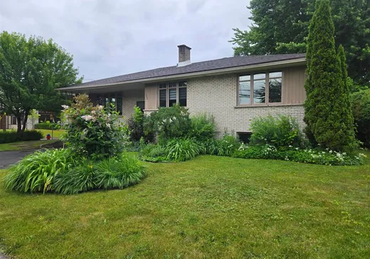 House for sale - 565 Boul. des Chutes, Drummondville, J2B 4G7