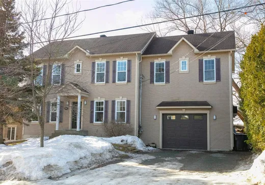 House for sale - 926 Rue Harcourt, Rock Forest, J1N 0L4