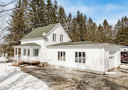 Two or more stories for sale - 7565 Rue St-François N., Sherbrooke, J1C0A4