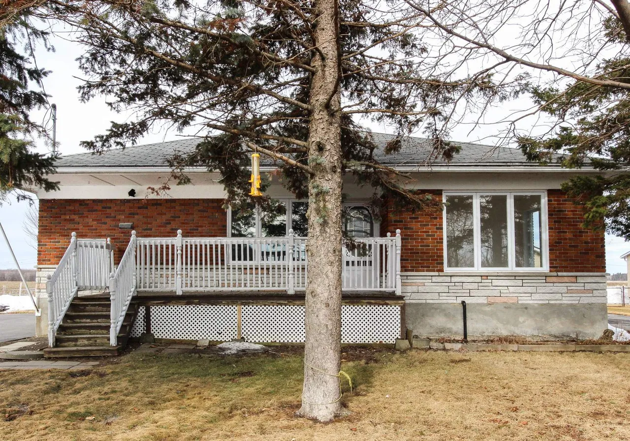 788 Ch. de la Haute-Rivière — photo 1
