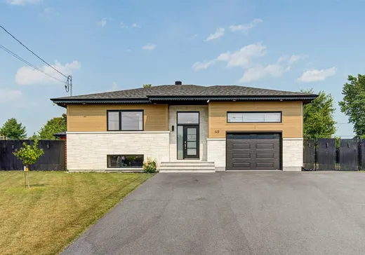 House for sale - 49 Rue des Sarcelles, Saint-Stanislas-de-Kostka, J0S 1W0