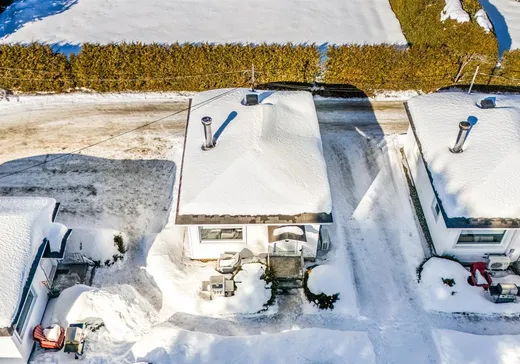 Maison à vendre - 211 Av. des Scouts, Magog, J1X 5W8