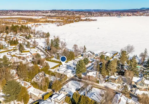 Maison à vendre - 211 Av. des Scouts, Magog, J1X 5W8