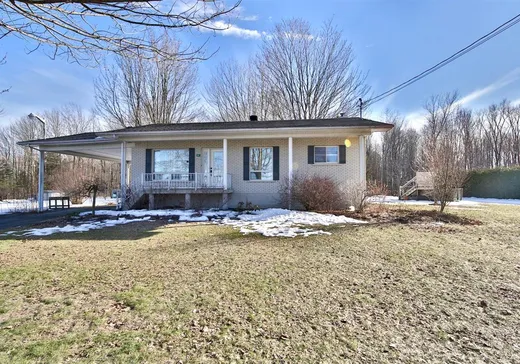 Bungalow à vendre - 811 4e Rang O., Acton Vale, J0H1A0