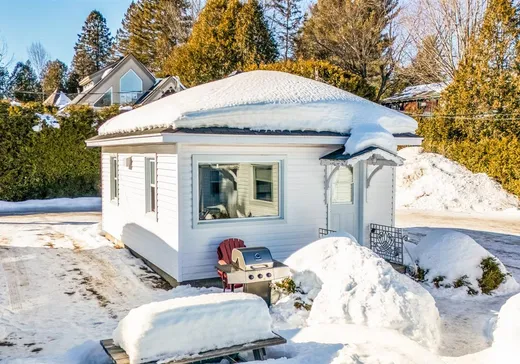 Bungalow à vendre - 217 Av. des Scouts, Magog, J1X5W8