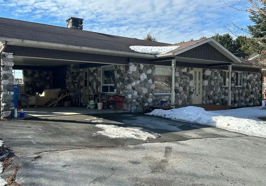 Bungalow for sale - 194 Route 271, Saint-Benoît-Labre, G0M1P0