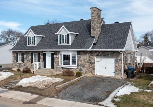 Maison à vendre - 451 Rue Dauth, St-Leonard-D'Aston, J0C 1M0