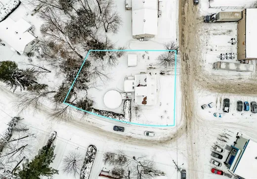 Maison à vendre - 2374 Rue Hertel, Sherbrooke, J1J 2J2