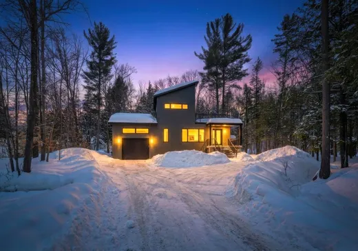 Two or more stories for sale - 121 Rue Kavanagh, Saint-Colomban, J5K2P4