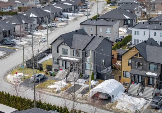 Maison à vendre - 856 Rue de Honfleur, Rock Forest-Saint-Élie-Deauville, J1N 1C9