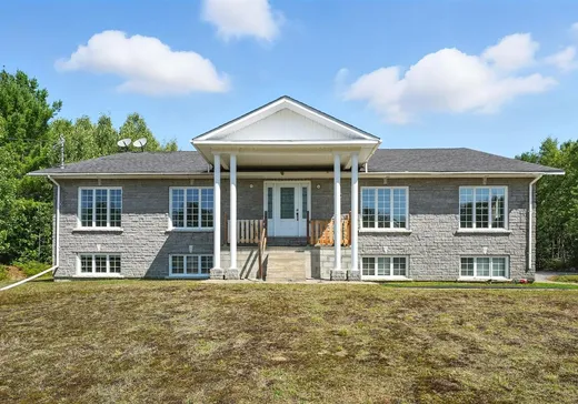 House for sale - 54 Rue France, Mansfield-et-Pontefract, J0X 1R0