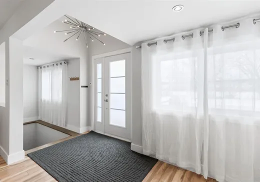 Maison à vendre - 1 Rue Perron, Salaberry-de-Valleyfield, J6S 5Z4