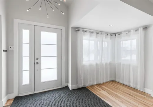 Maison à vendre - 1 Rue Perron, Salaberry-de-Valleyfield, J6S 5Z4