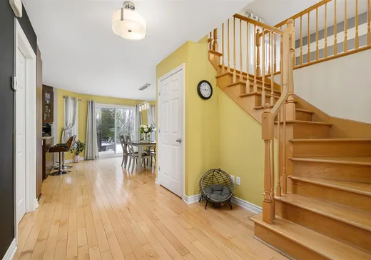 House for sale - 267 Rue de la Tourbière, Sainte-Marthe-sur-le-Lac, J0N 1P0