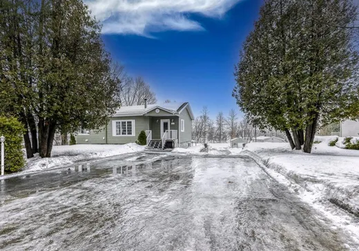 Maison à vendre - 12172-12174 Ch. de la Rivière-du-Nord, St-Canut, J7N 1M3