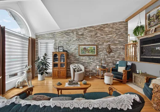 Maison à vendre - 115 39e Avenue, Saint-Zotique, J0P 1Z0