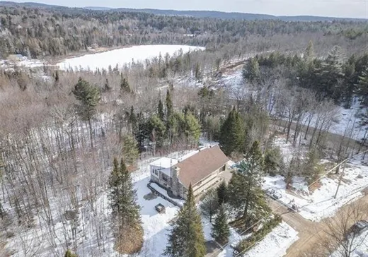 House for sale - 30 Ch. du Bonheur, Saint-Sauveur, J0R 1A0