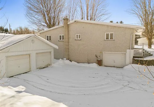 House for sale - 1 Rue St-Joseph, Windsor, J1S 2E6