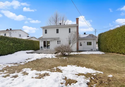 Maison à vendre - 401 Rue des Tilleuls, Sherbrooke, J1G 4T6