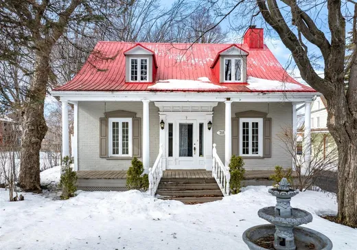 Maison à étages à vendre - 211 Rue St-Cyrille, Lévis, G6V2Z2