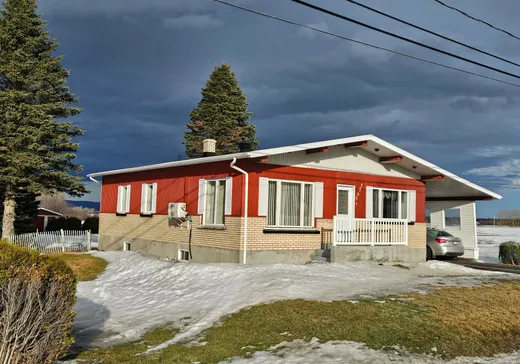 House for sale - 3637 Boul. St-Jean-Baptiste, Chicoutimi, G7H 7V4