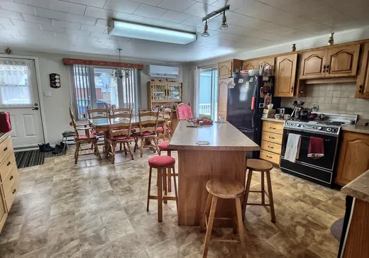 Maison à vendre - 334 Route Guay, Causapscal, G0J 1J0