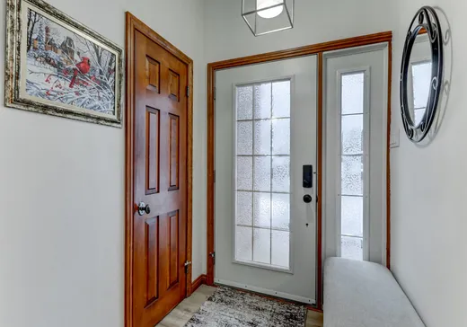 House for sale - 19 Av. Hamford, Lachute, J8H 3N3