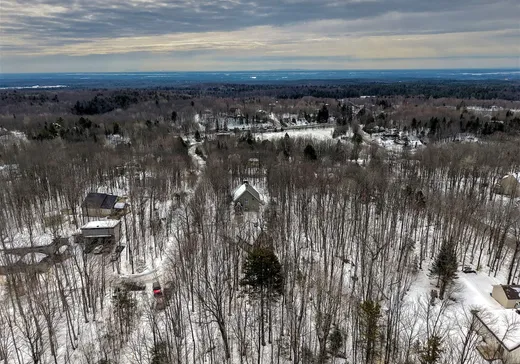 House for sale - 9 Rue Bell, St-Hippolyte, J8A 1B7