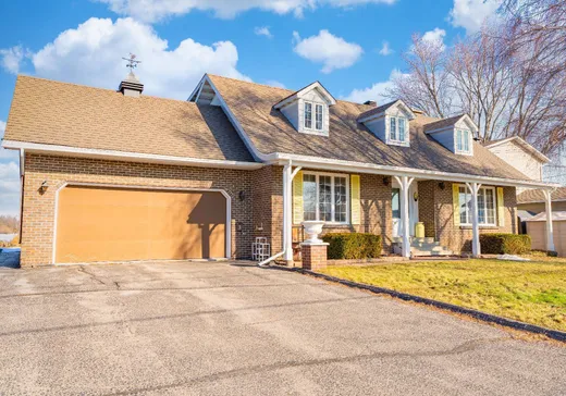 House for sale - 3 Rue Sérénac, Salaberry-de-Valleyfield, J6T 3H3