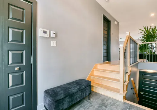 House for sale - 380 Boul. Laurette-Théorêt, Sainte-Marthe-sur-le-Lac, J0N 1P0