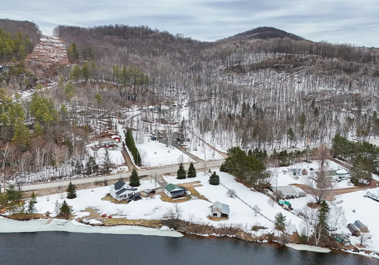 1310 Route 309 S. — photo 3