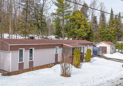 Maison à étages à vendre - 40 Rue de la Digue, Rock Forest, J1N4C6