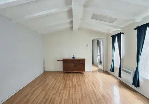 Maison à vendre - 40 Rue de la Digue, Rock Forest, J1N 4C6