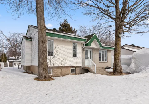 Two or more stories for sale - 390 Rue Yves-Thériault, Lavaltrie, J5T1W7