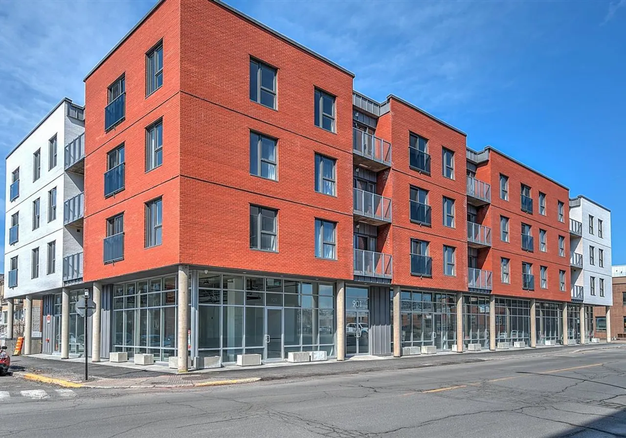 901 Av. Beaumont, App. 103 — photo 1