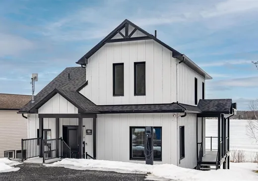 Two or more stories for sale - 185 Rue du Val-Joli, Ste-Catherine-De-Hatley, J0B1W0