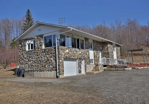 Split-level for sale - 484 Ch. Cotnoir, Coaticook, J0B1L0