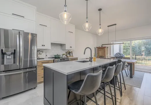 Maison à vendre - 1626 Rue des Étriers, Rock Forest-Saint-Élie-Deauville, J1N 1C3