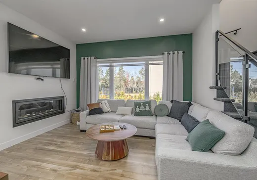 Maison à vendre - 1626 Rue des Étriers, Rock Forest-Saint-Élie-Deauville, J1N 1C3