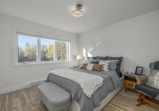 Maison à vendre - 1626 Rue des Étriers, Rock Forest-Saint-Élie-Deauville, J1N 1C3