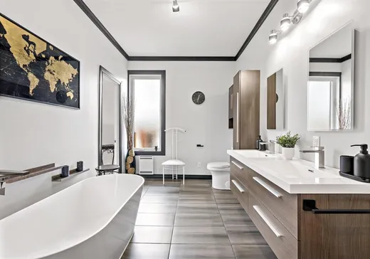 Maison à vendre - 1181-1179 Ch. du Tour-du-Lac, Nominingue, J0W 1R0