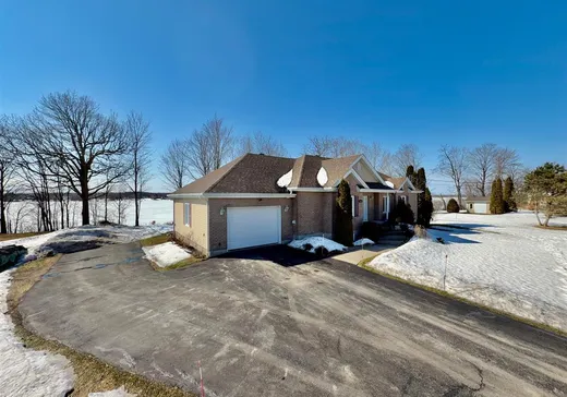 Bungalow à vendre - 1595 Route des Outaouais, Grenville, J0V1B0