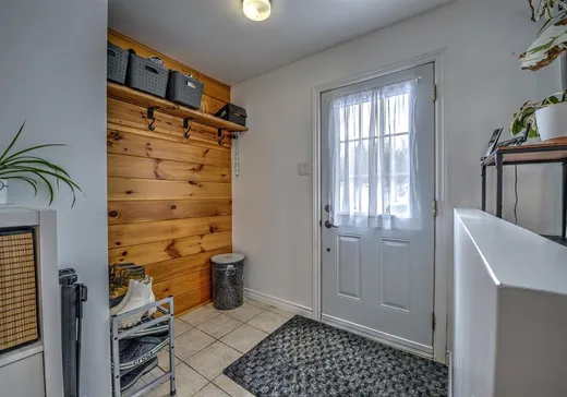 Maison à vendre - 144 Rue Francis, Sainte-Sophie, J5J 0C2