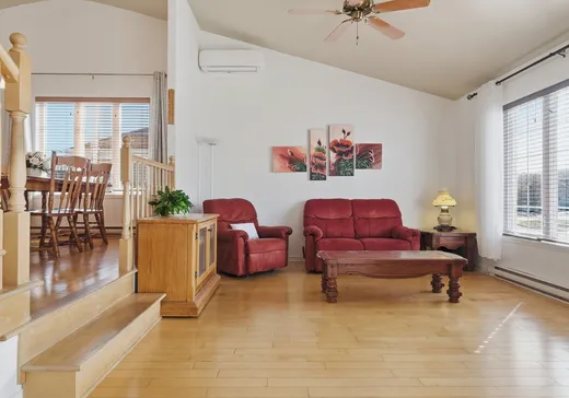 Maison à vendre - 417 Rue Marie-Posé, Beloeil, J3G 6T3