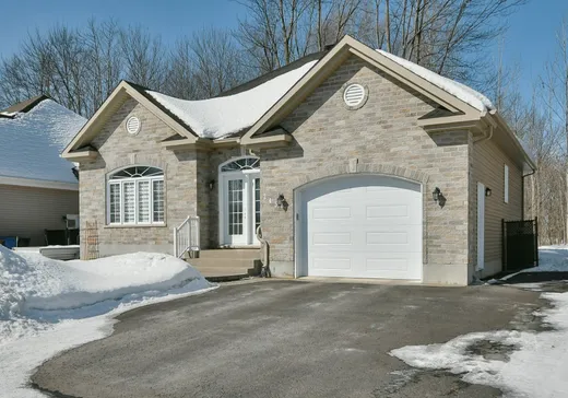 Maison à vendre - 245 Rue Évangéline, L'Assomption, J5W 0J8