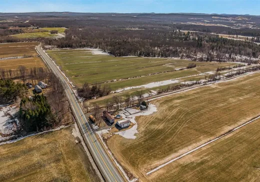 Bungalow for sale - 1891 Route 222, Valcourt, J0E2L2