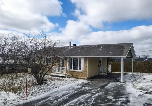 Maison à vendre - 735 159e Rue, Saint-Georges, G5Y 6H1