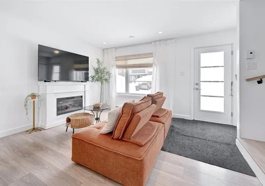 Maison à vendre - 13471 Rue de Capella, Saint-Emile, G3E 0K8