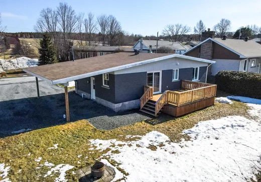 House for sale - 10 5e Rue E., Saint-Martin, G0M 1B0